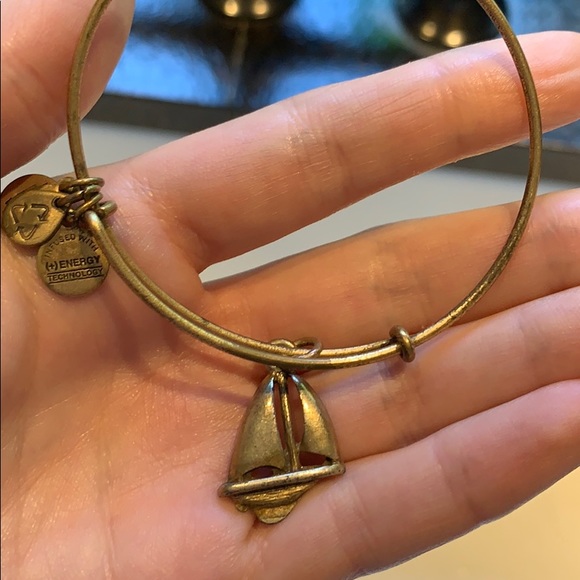 Alex and Ani sailboat bracelet - Picture 1 of 5